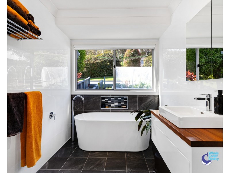 1 ALEXANDER PLACE, North Narooma NSW 2546