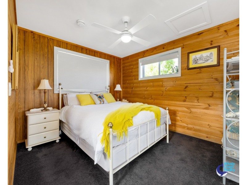 1 ALEXANDER PLACE, North Narooma NSW 2546