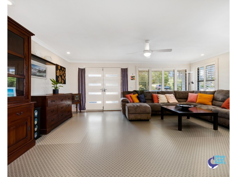 4 Farncombe Ave, Narooma NSW 2546