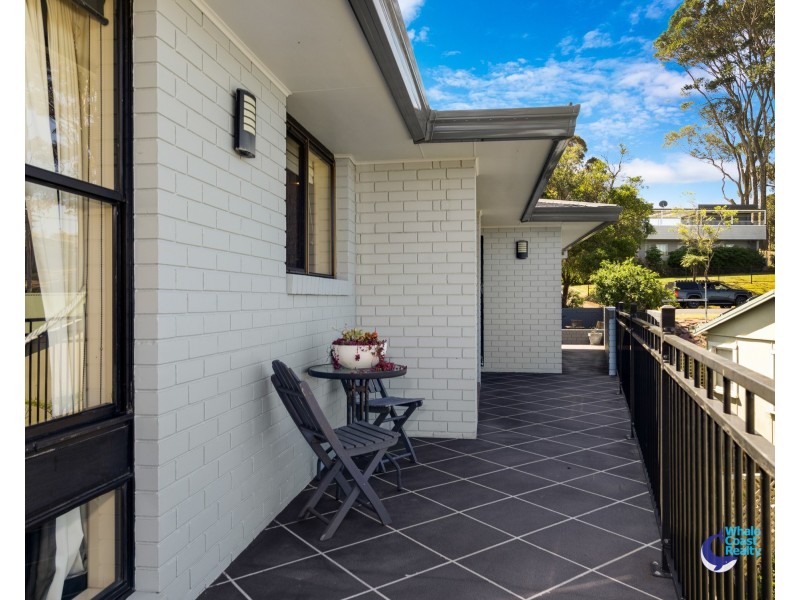 4 Farncombe Ave, Narooma NSW 2546
