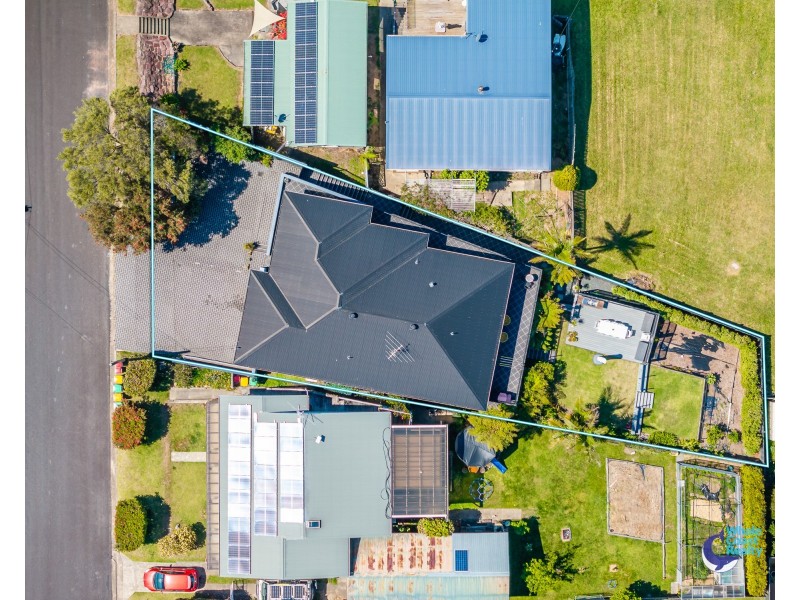4 Farncombe Ave, Narooma NSW 2546