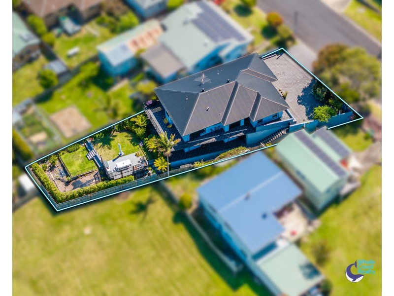 4 Farncombe Ave, Narooma NSW 2546