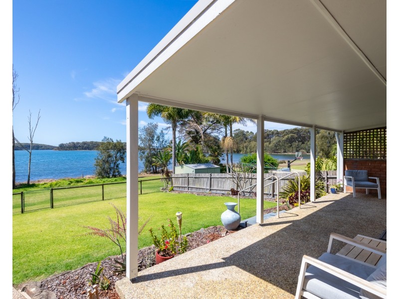 19 Myuna Street, Dalmeny NSW 2546