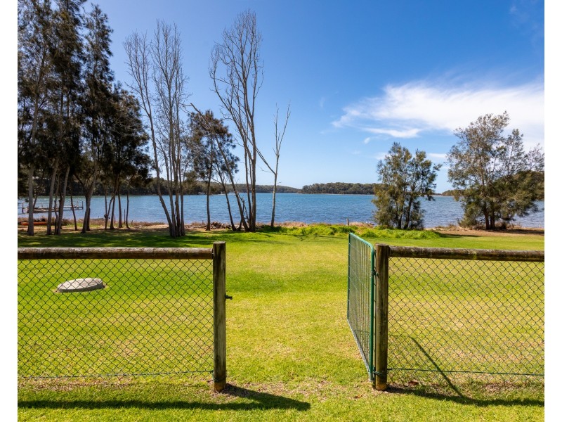 19 Myuna Street, Dalmeny NSW 2546
