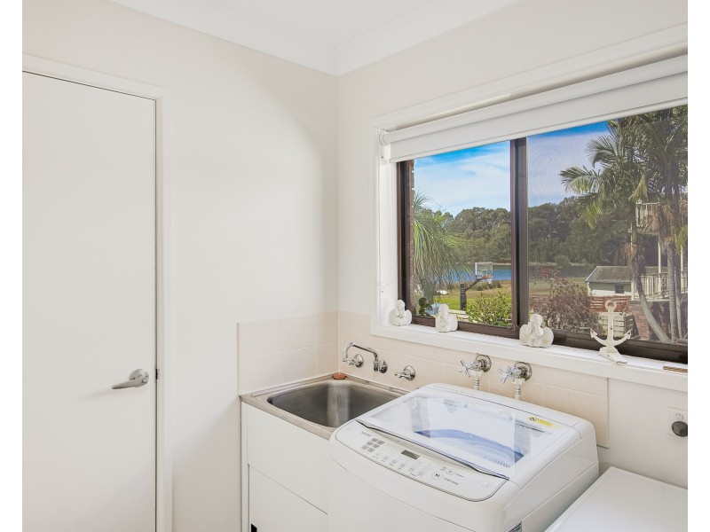 19 Myuna Street, Dalmeny NSW 2546