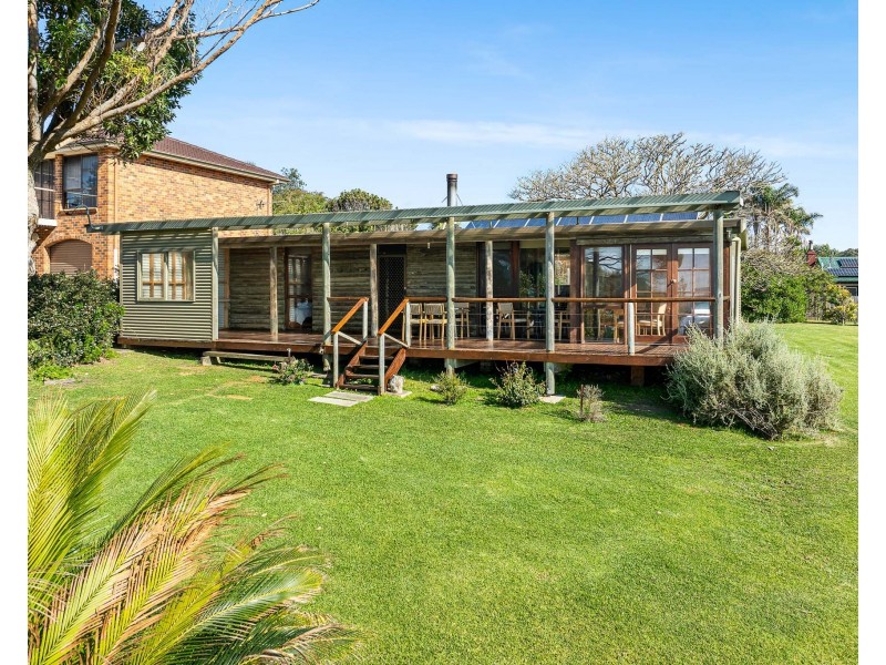 98 OCEAN PARADE, Dalmeny NSW 2546
