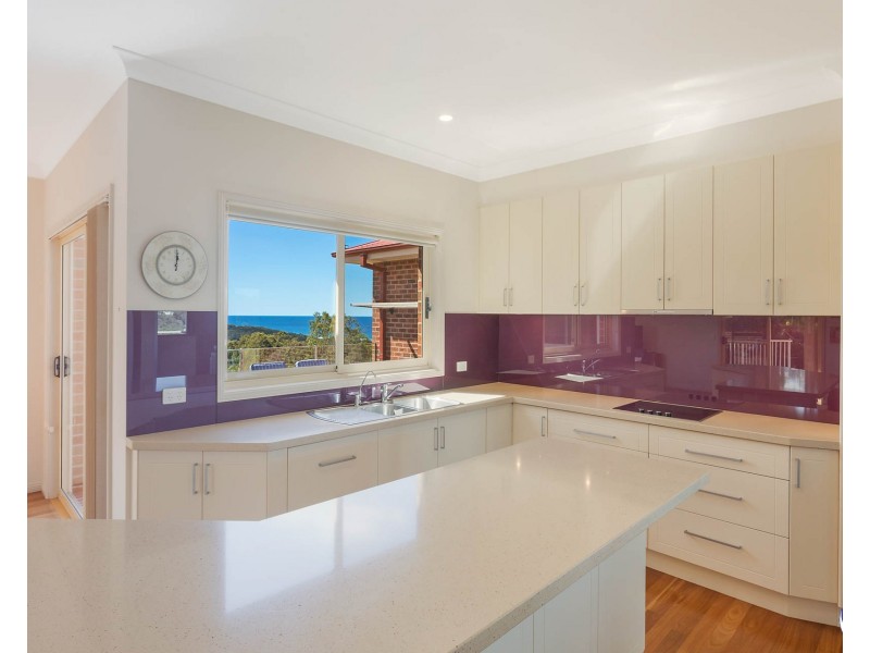 19 Dawn Parade, Kianga NSW 2546
