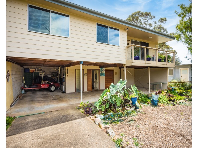 39 Lakeside Drive, Kianga NSW 2546