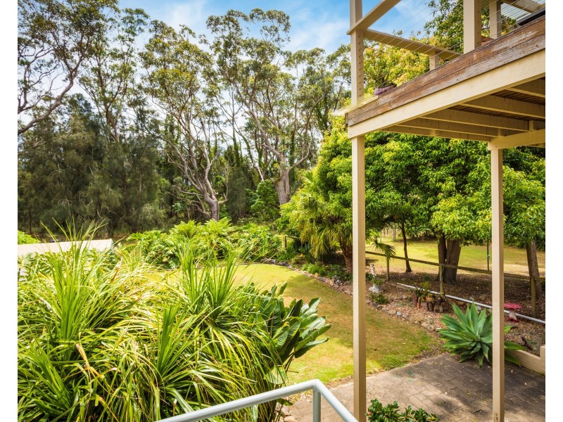 39 Lakeside Drive, Kianga NSW 2546