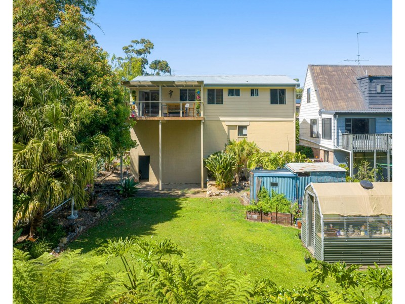 39 Lakeside Drive, Kianga NSW 2546