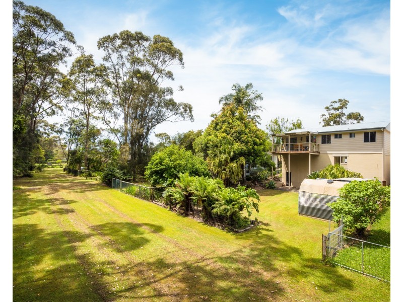 39 Lakeside Drive, Kianga NSW 2546