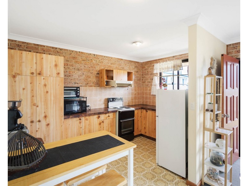 2/32 Cresswick Parade, Dalmeny NSW 2546