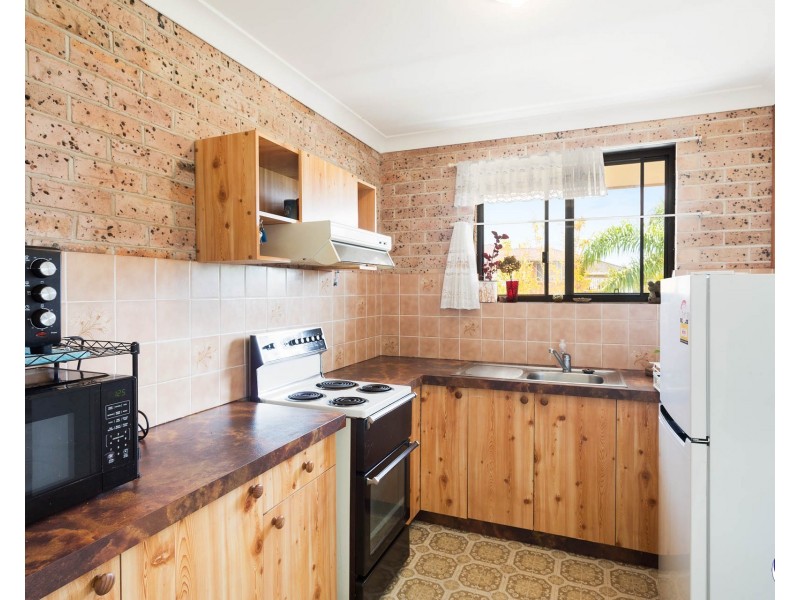 2/32 Cresswick Parade, Dalmeny NSW 2546