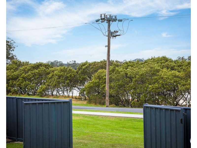 70 Fishermans Crescent, North Narooma NSW 2546