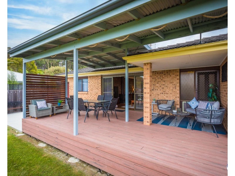 70 Fishermans Crescent, North Narooma NSW 2546