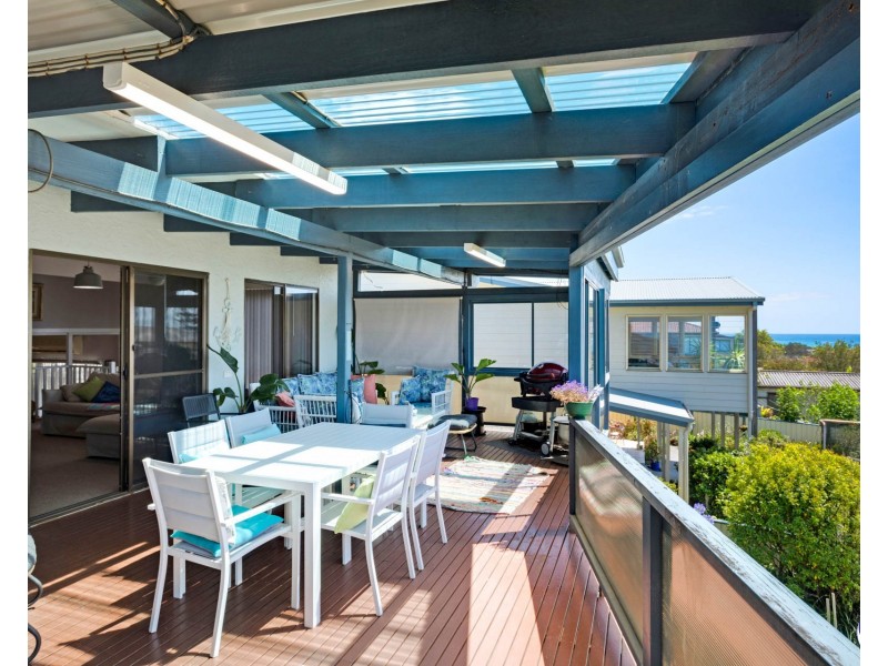 32 Sunset Boulevard, Kianga NSW 2546