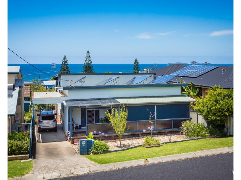 32 Sunset Boulevard, Kianga NSW 2546