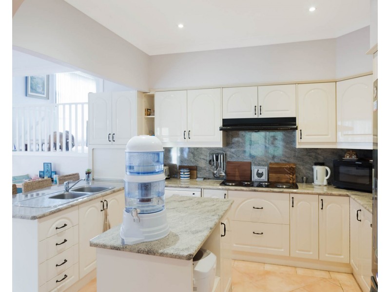 32 Sunset Boulevard, Kianga NSW 2546