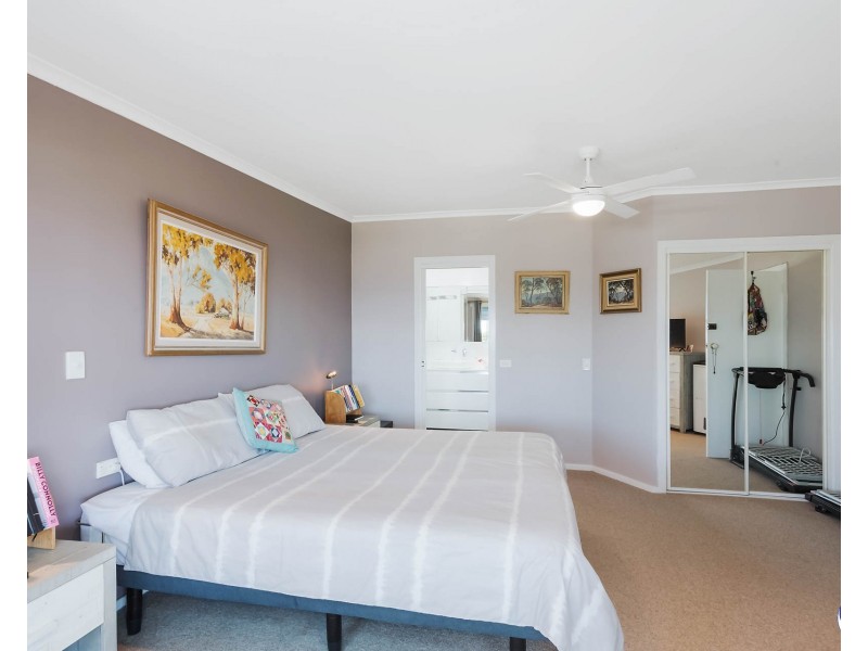 32 Sunset Boulevard, Kianga NSW 2546