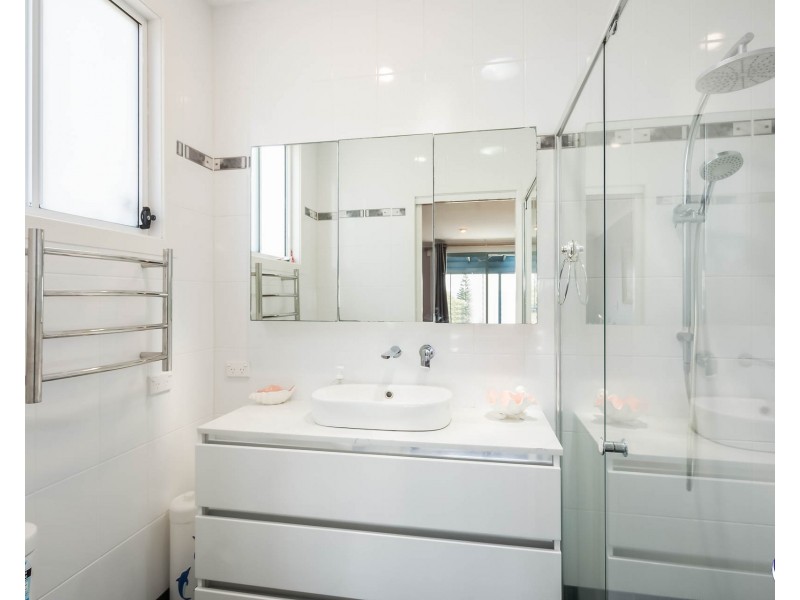 32 Sunset Boulevard, Kianga NSW 2546