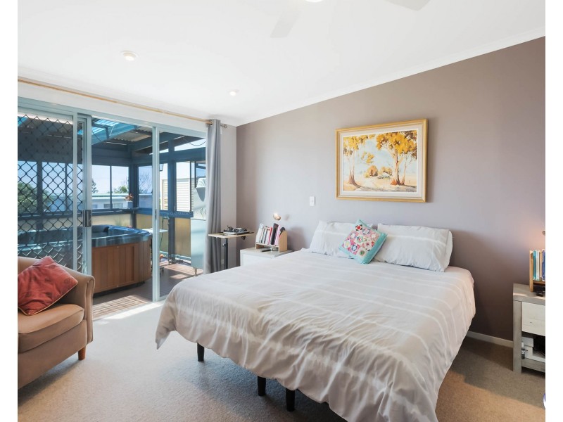 32 Sunset Boulevard, Kianga NSW 2546