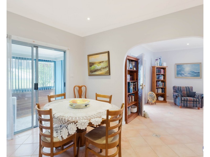 32 Sunset Boulevard, Kianga NSW 2546