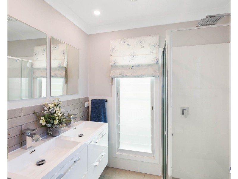 46 FISHERMANS CRESCENT, North Narooma NSW 2546