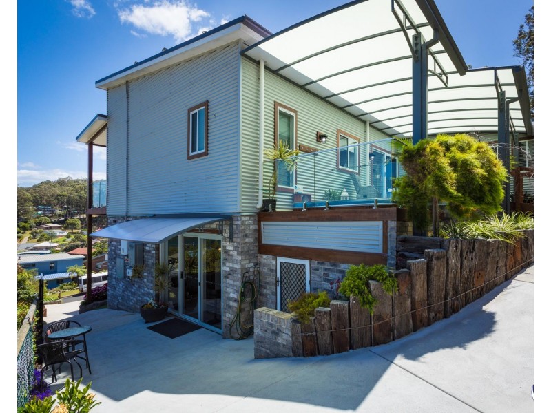 46 FISHERMANS CRESCENT, North Narooma NSW 2546