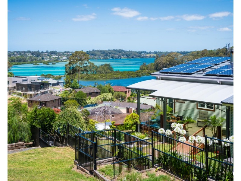 46 FISHERMANS CRESCENT, North Narooma NSW 2546