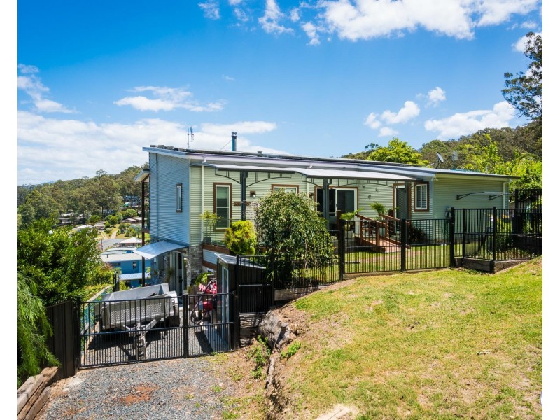 46 FISHERMANS CRESCENT, North Narooma NSW 2546
