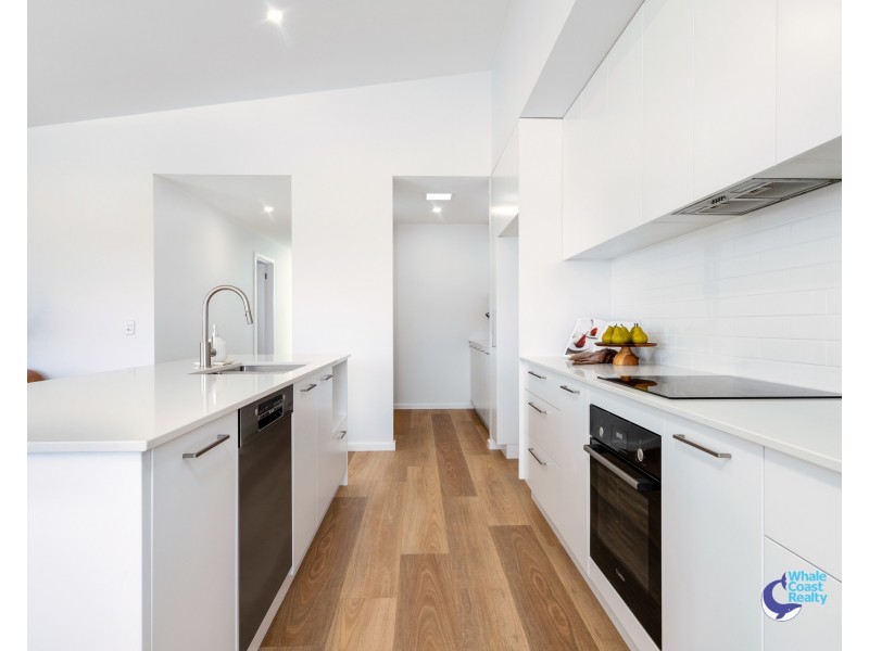 39B Warbler Crescent, North Narooma NSW 2546