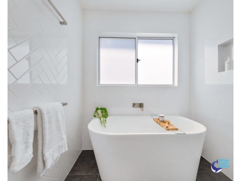 39B Warbler Crescent, North Narooma NSW 2546