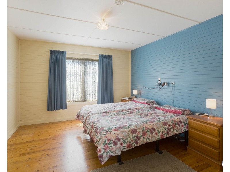 5 Sunset Boulevard, Kianga NSW 2546