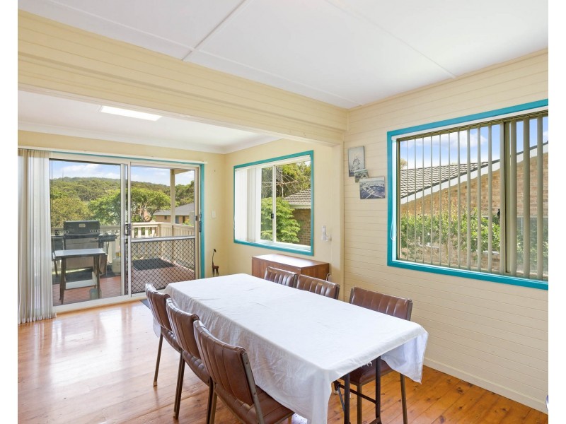 5 Sunset Boulevard, Kianga NSW 2546