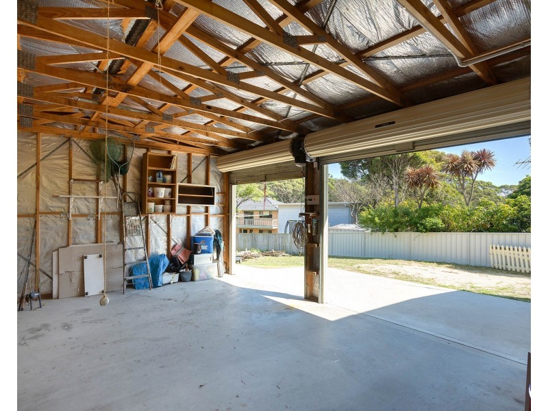 5 Sunset Boulevard, Kianga NSW 2546