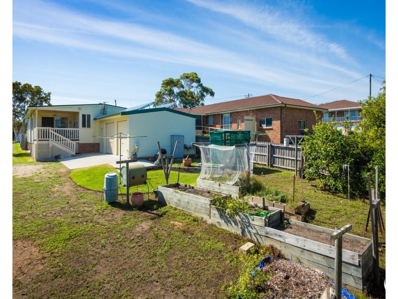 5 Sunset Boulevard, Kianga NSW 2546