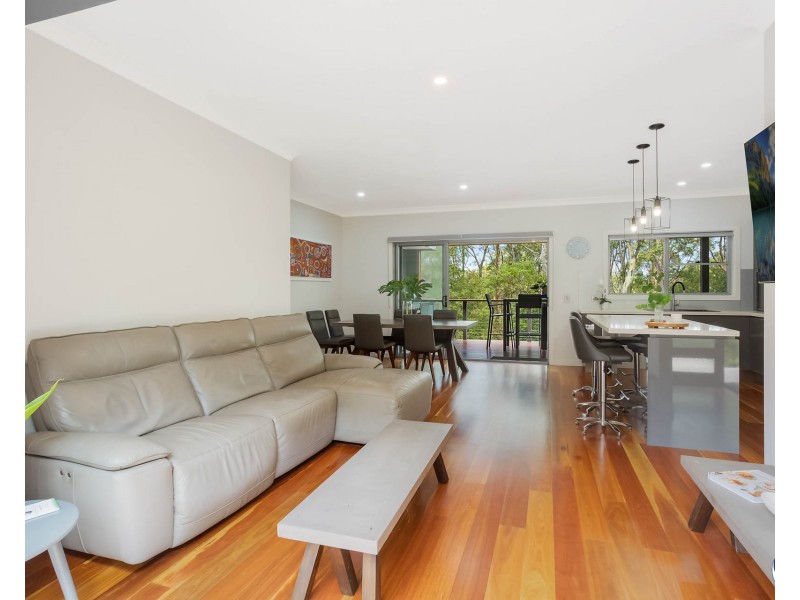 25B EASTAWAY AVENUE, North Narooma NSW 2546