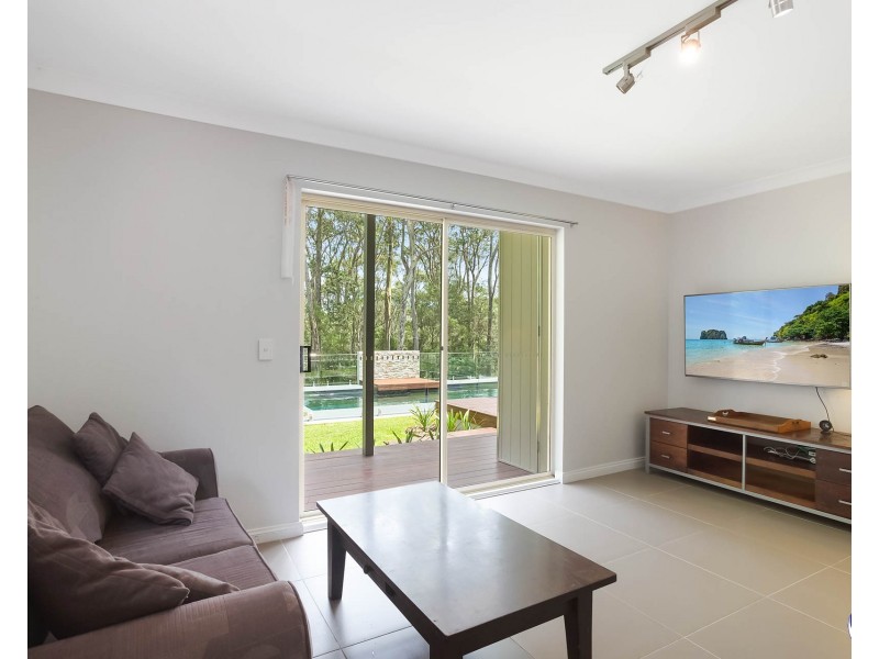 25B EASTAWAY AVENUE, North Narooma NSW 2546