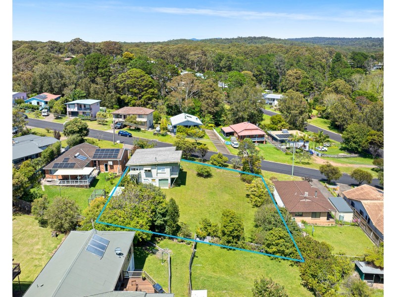 8-10 John Reilly Street, Dalmeny NSW 2546