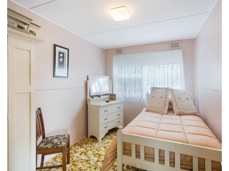 8-10 John Reilly Street, Dalmeny NSW 2546