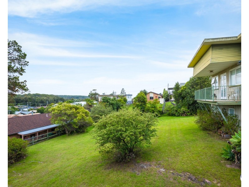 8-10 John Reilly Street, Dalmeny NSW 2546
