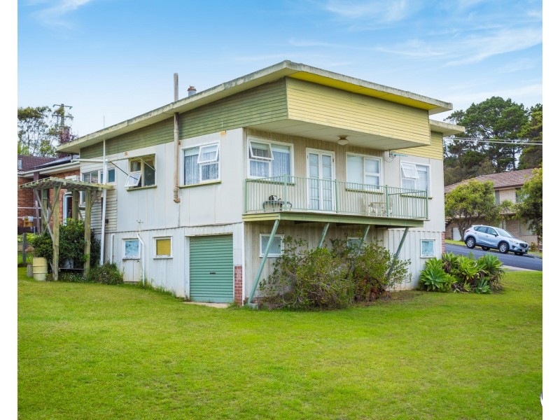 8-10 John Reilly Street, Dalmeny NSW 2546