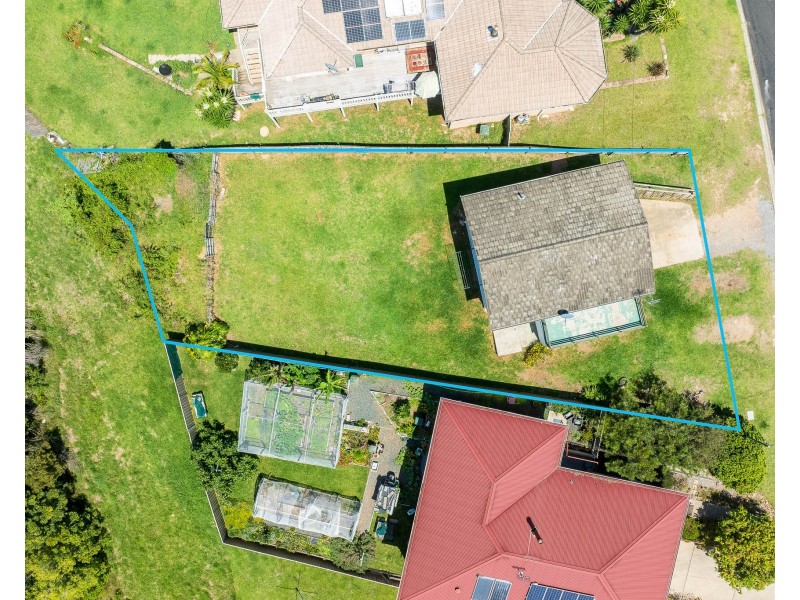16 Thomson Parade, Dalmeny NSW 2546