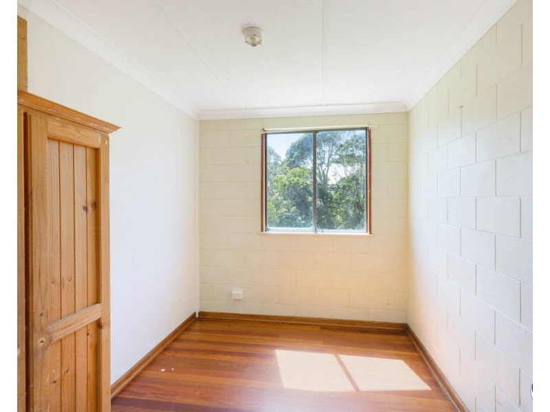 16 Thomson Parade, Dalmeny NSW 2546