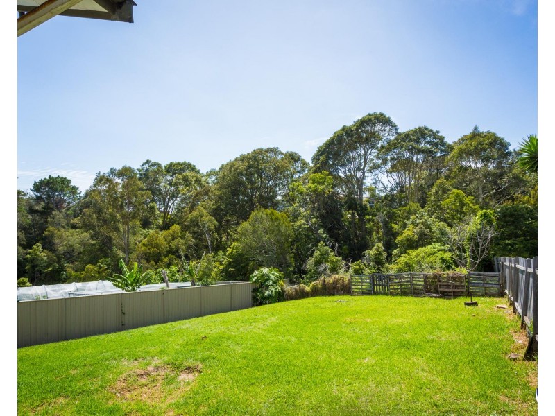 16 Thomson Parade, Dalmeny NSW 2546