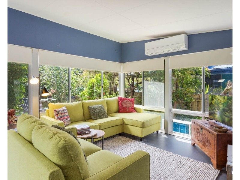 9 Nichelsen Street, Narooma NSW 2546