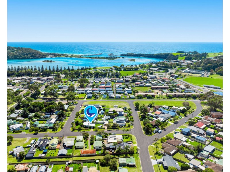 9 Nichelsen Street, Narooma NSW 2546