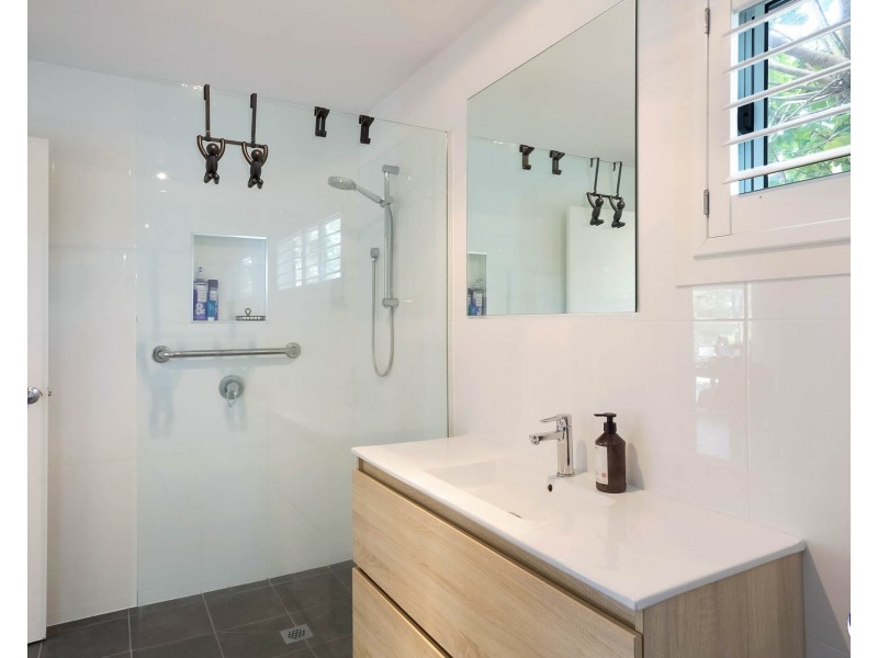 9 Nichelsen Street, Narooma NSW 2546