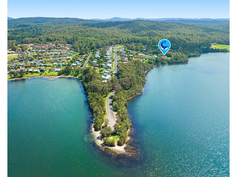 18 Mummaga Lake Drive, Dalmeny NSW 2546