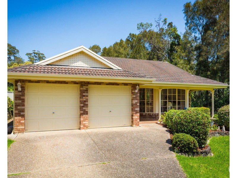 18 Mummaga Lake Drive, Dalmeny NSW 2546